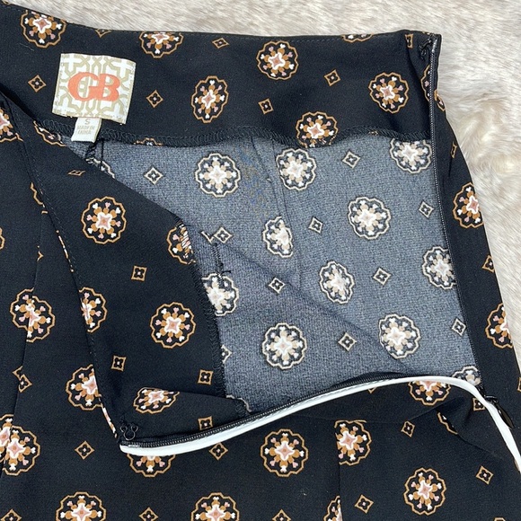 GB Gianni Bini | High Waist Black Plazzo Pants w/Gold Pattern & White Pi… - Picture 10 of 12